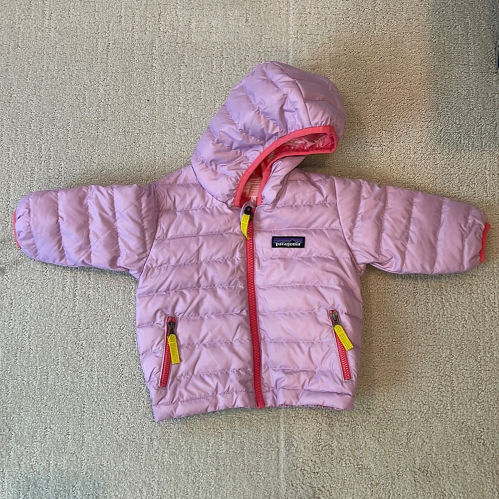 Patagonia Baby Reversible Down Sweater Hoody 3-6 months